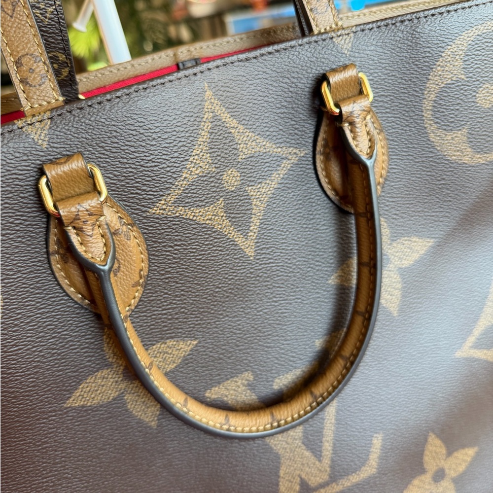 Louis Vuitton Classic Brown Monogram Tote - Picture 2 of 16